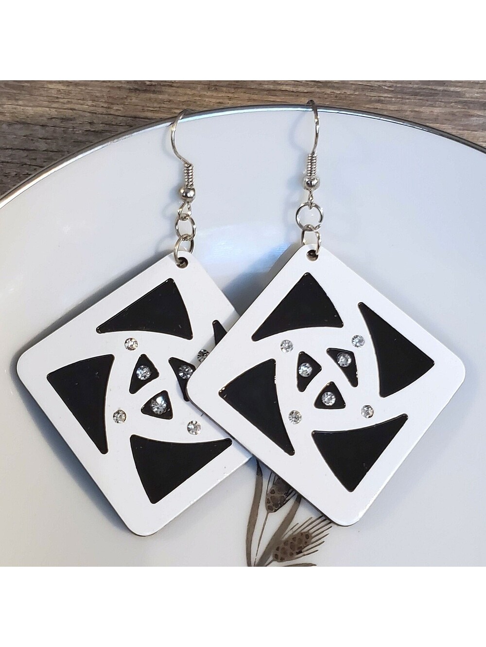 Vintage Y2K White Black Lucite Austrian Crystal Large Diamond Rhombus Earrings - Picture 7 of 10